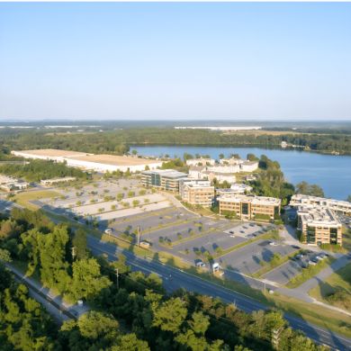 Water's Edge Corporate Campus Profile Picture